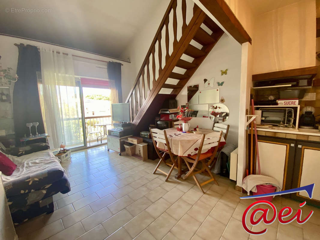 Appartement à SIX-FOURS-LES-PLAGES