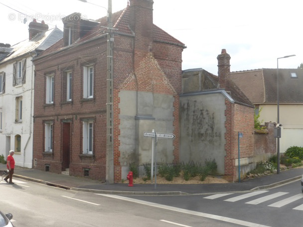 Maison à BEAUVAIS