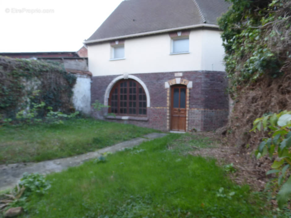 Maison à BEAUVAIS