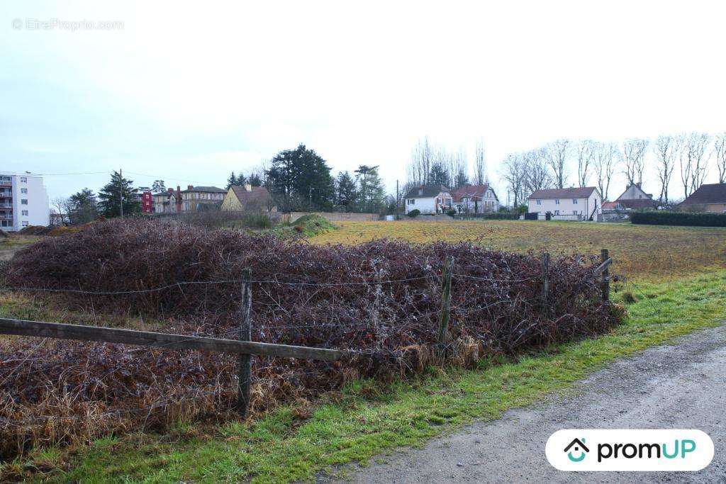 Terrain à DIGOIN