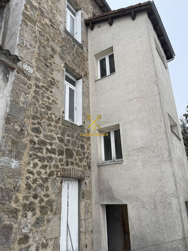 Appartement à MONTFAUCON-EN-VELAY