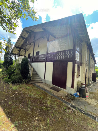 Maison à COULOUNIEIX-CHAMIERS