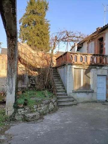 Maison à VILLEFRANCHE-DE-ROUERGUE