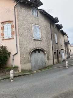 Maison à VILLEFRANCHE-DE-ROUERGUE