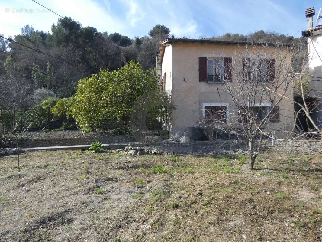 Maison à ROQUEBRUNE-CAP-MARTIN