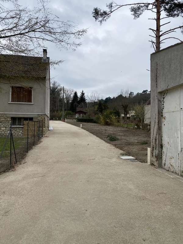 Terrain à ONCY-SUR-ECOLE