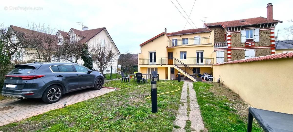 Maison à NEUILLY-PLAISANCE