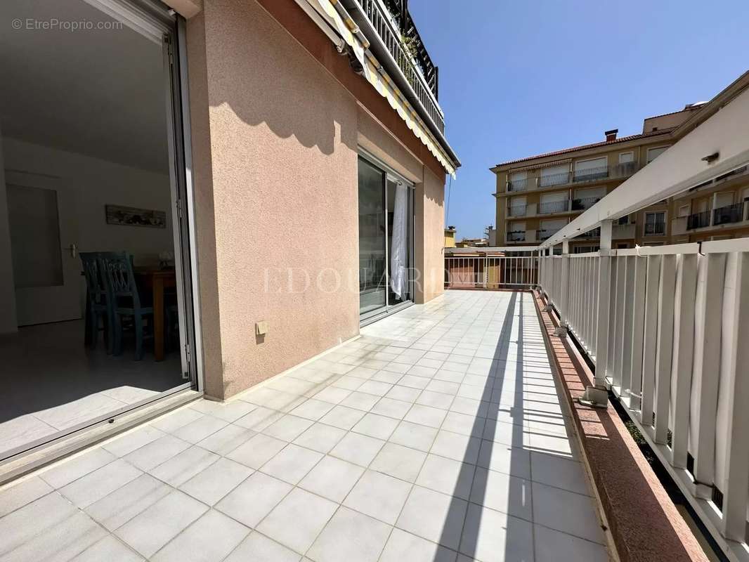 Appartement à MENTON