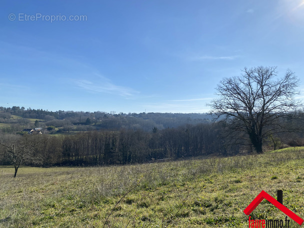 Terrain à BRIVE-LA-GAILLARDE