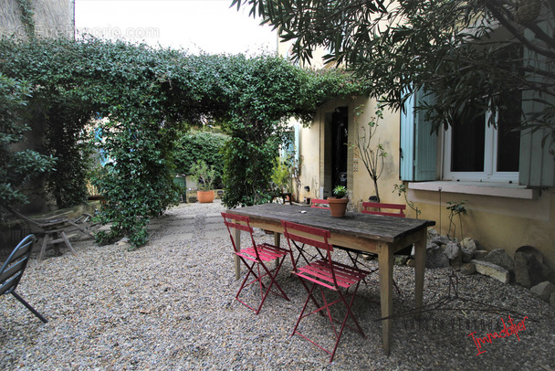 Maison à VAISON-LA-ROMAINE