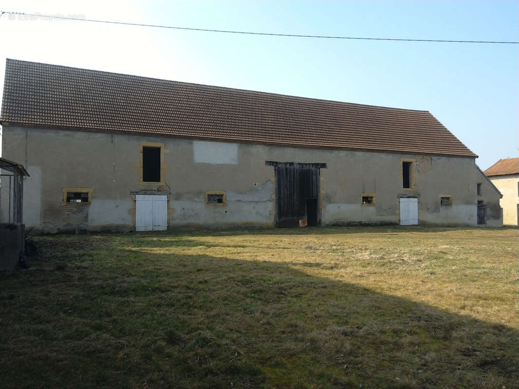 Maison à PIERREFITTE-SUR-LOIRE