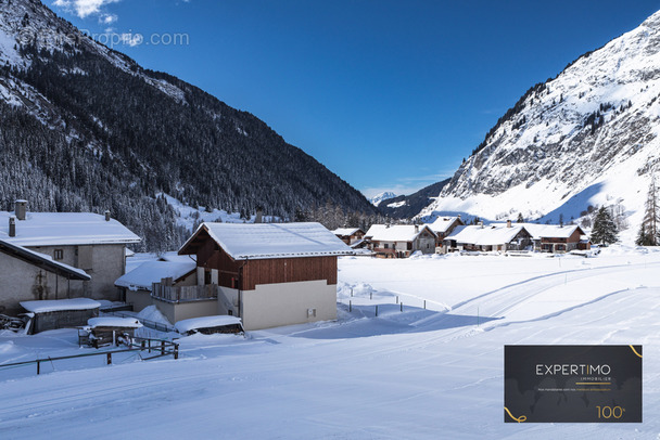 Appartement à CHAMPAGNY-EN-VANOISE