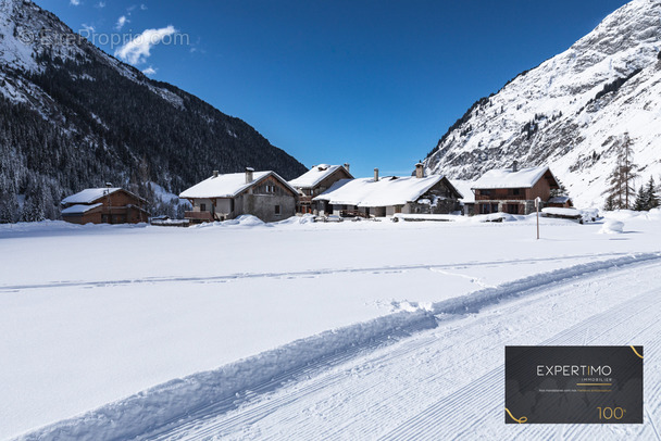 Appartement à CHAMPAGNY-EN-VANOISE