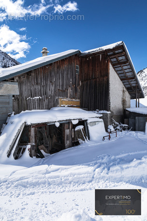 Appartement à CHAMPAGNY-EN-VANOISE