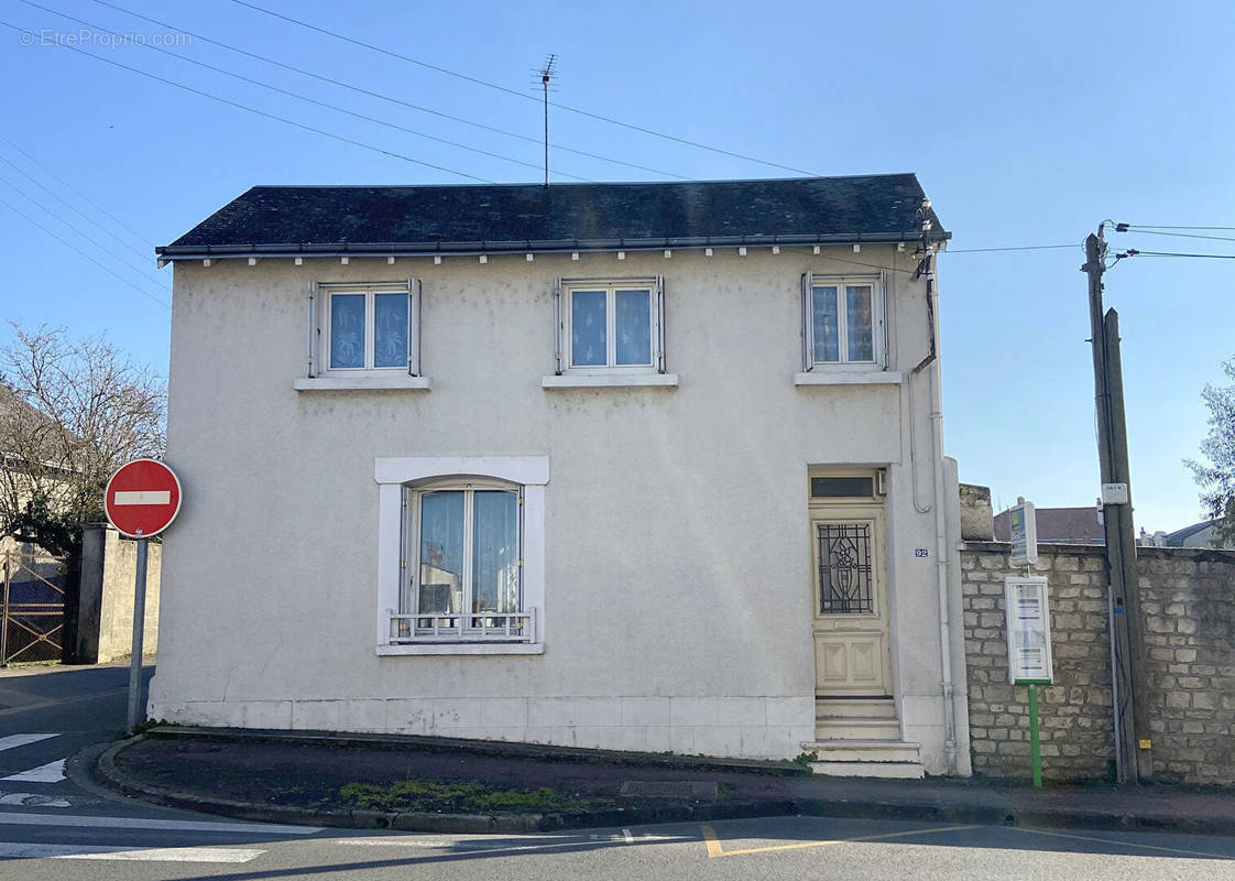 Maison à CHATELLERAULT