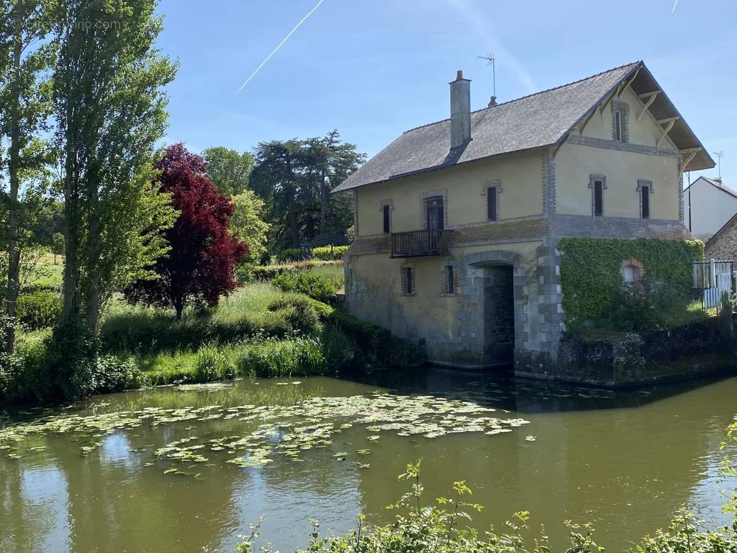 Maison à SEGRE