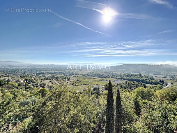 Maison à GORDES