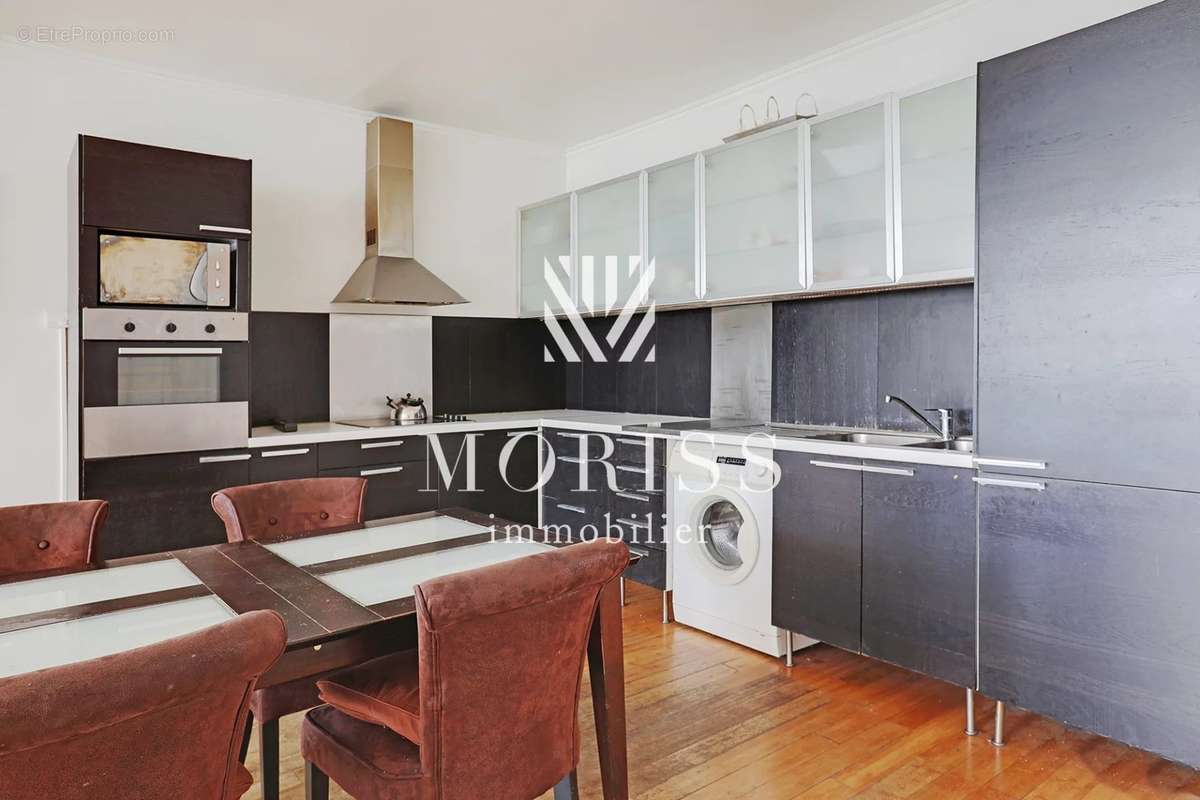 Appartement à PARIS-11E