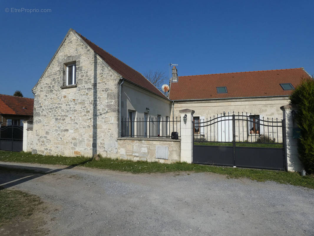 Maison à CREPY-EN-VALOIS