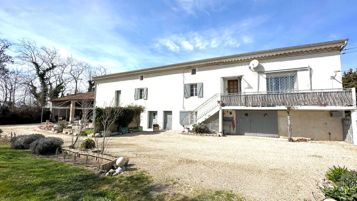 Maison à MONTEUX