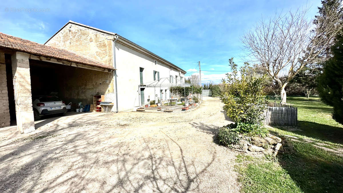 Maison à MONTEUX