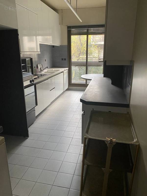 Appartement à NEUILLY-SUR-SEINE