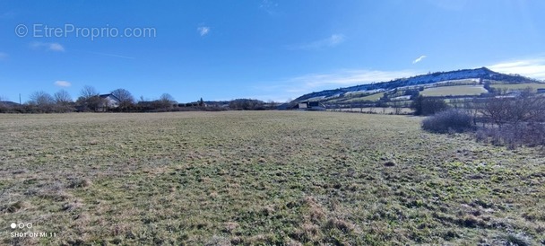 Terrain à SEVERAC-LE-CHATEAU