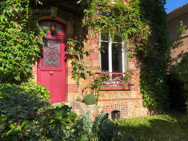 Maison à SAINT-MAUR-DES-FOSSES