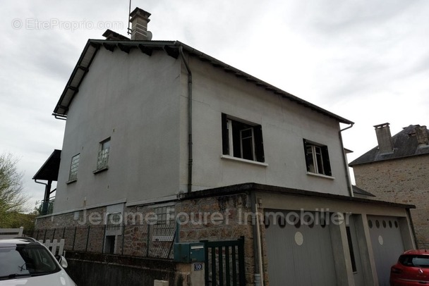 Maison à CORREZE