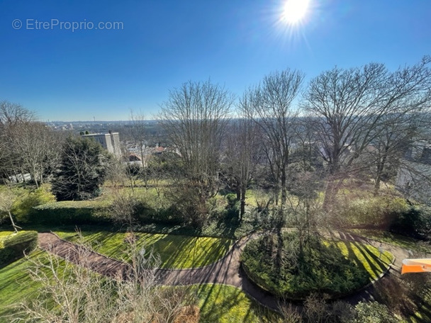 Appartement à NOGENT-SUR-MARNE