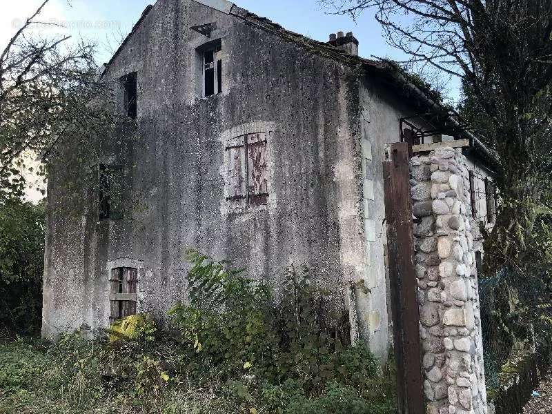 Maison à SAINT-ETIENNE-LES-REMIREMONT