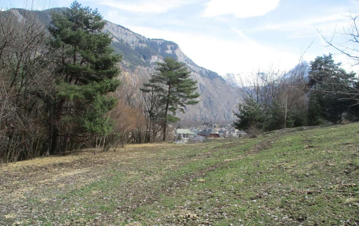 Terrain à LE BOURG-D&#039;OISANS