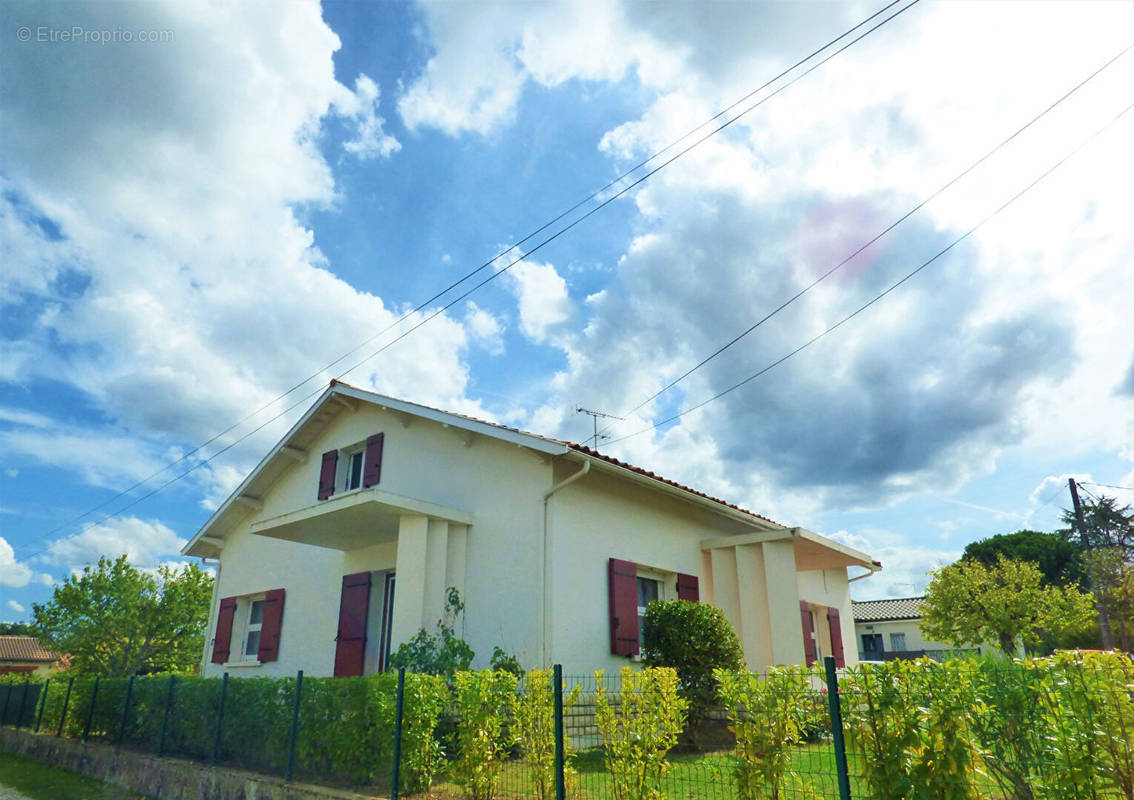 Maison à SAINT-LOUBES