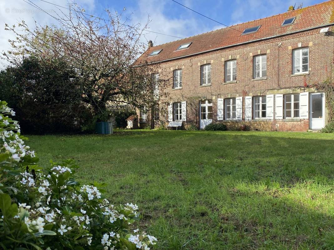 Maison à BONNIERES-SUR-SEINE