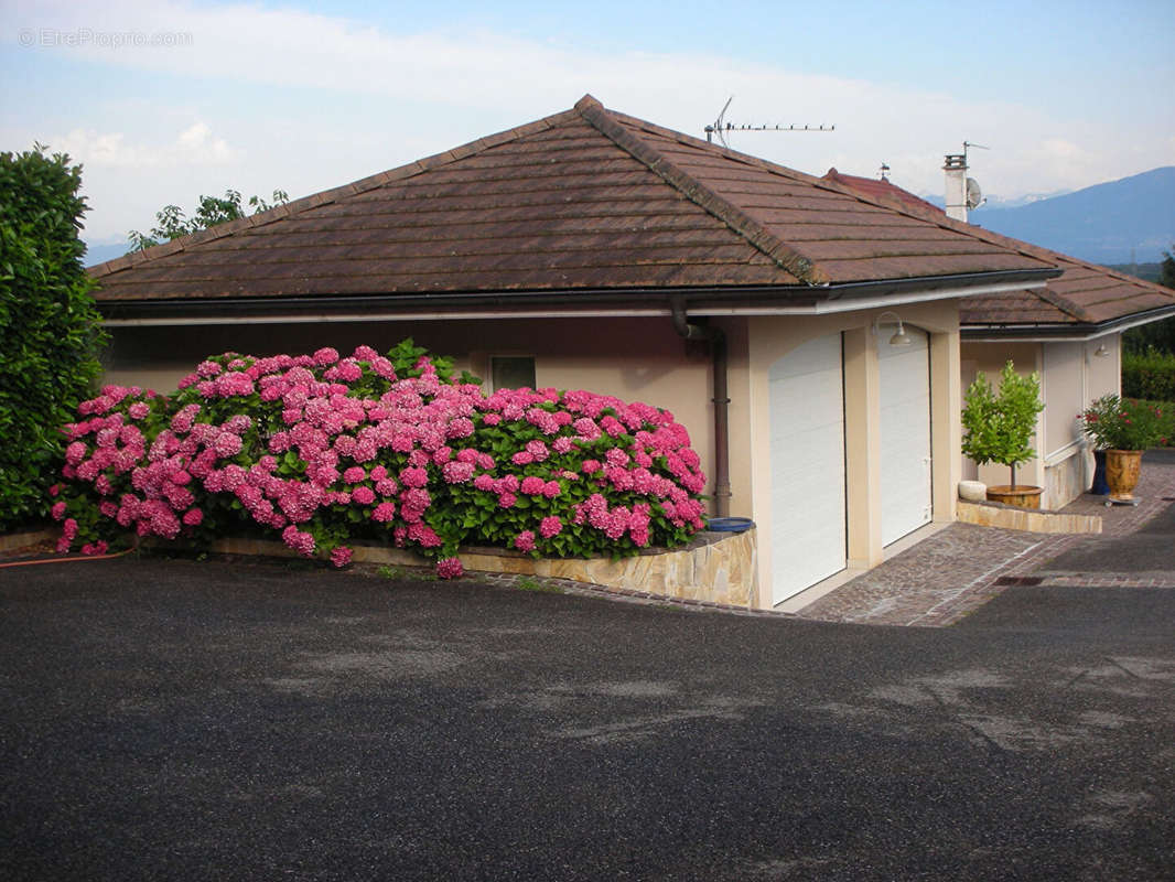 Maison à DIVONNE-LES-BAINS