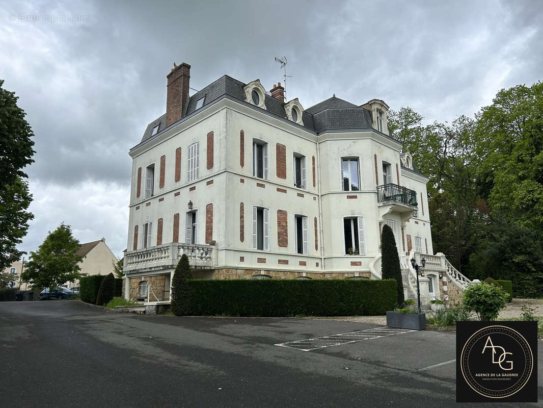 Appartement à DOURDAN