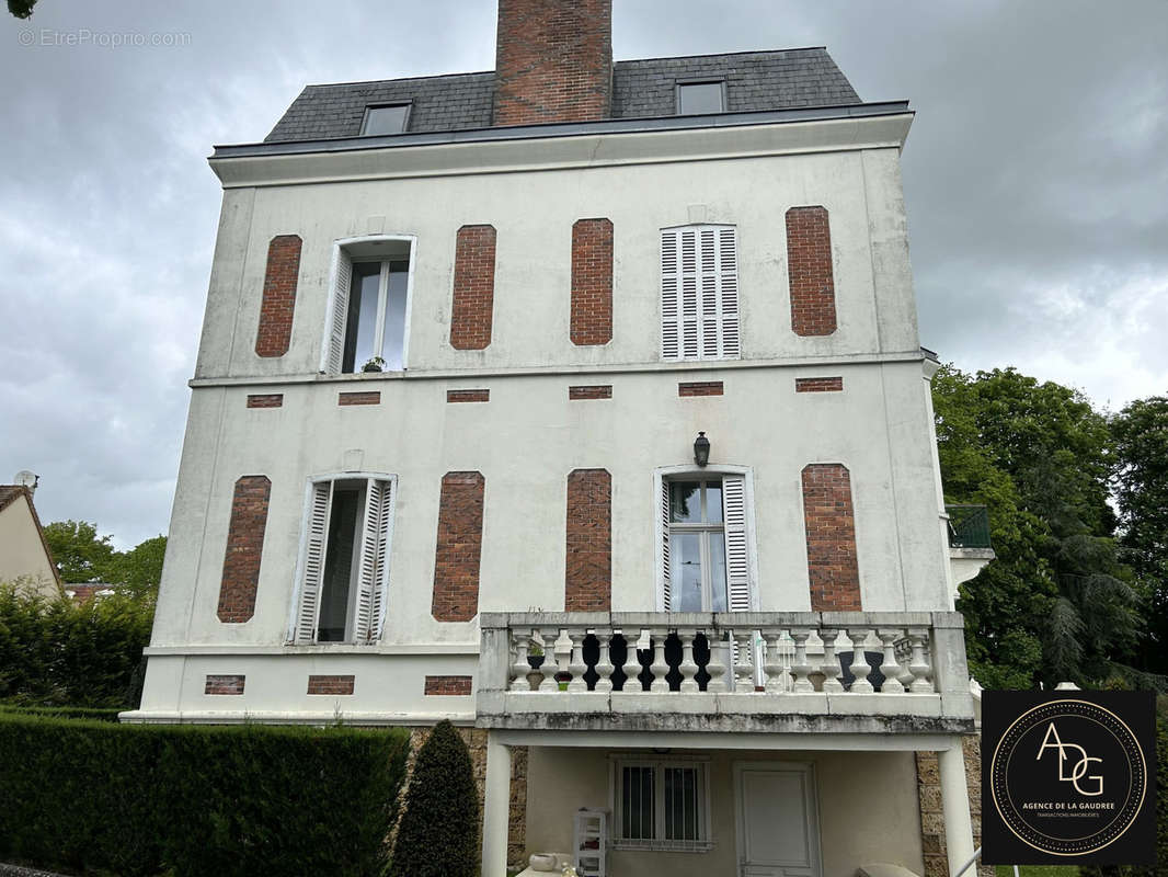 Appartement à DOURDAN