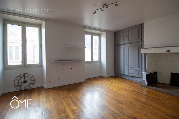 Appartement à BEAULIEU-SUR-DORDOGNE