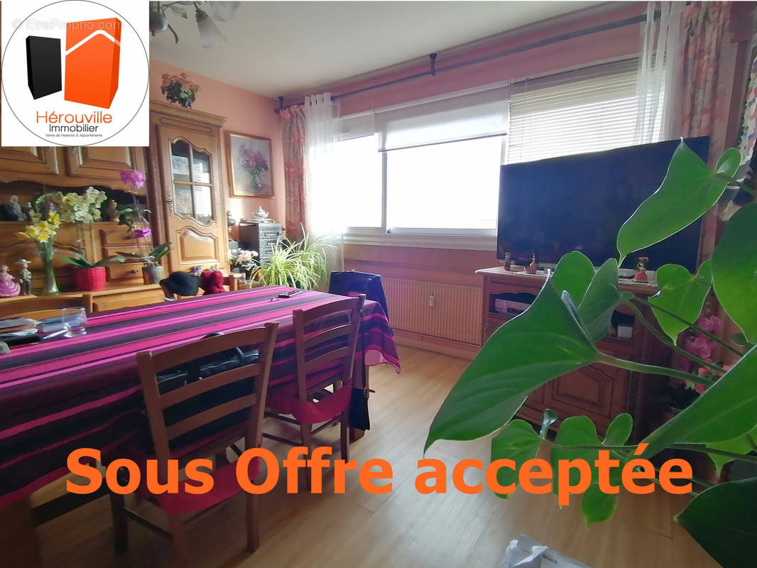 Appartement à HEROUVILLE-SAINT-CLAIR