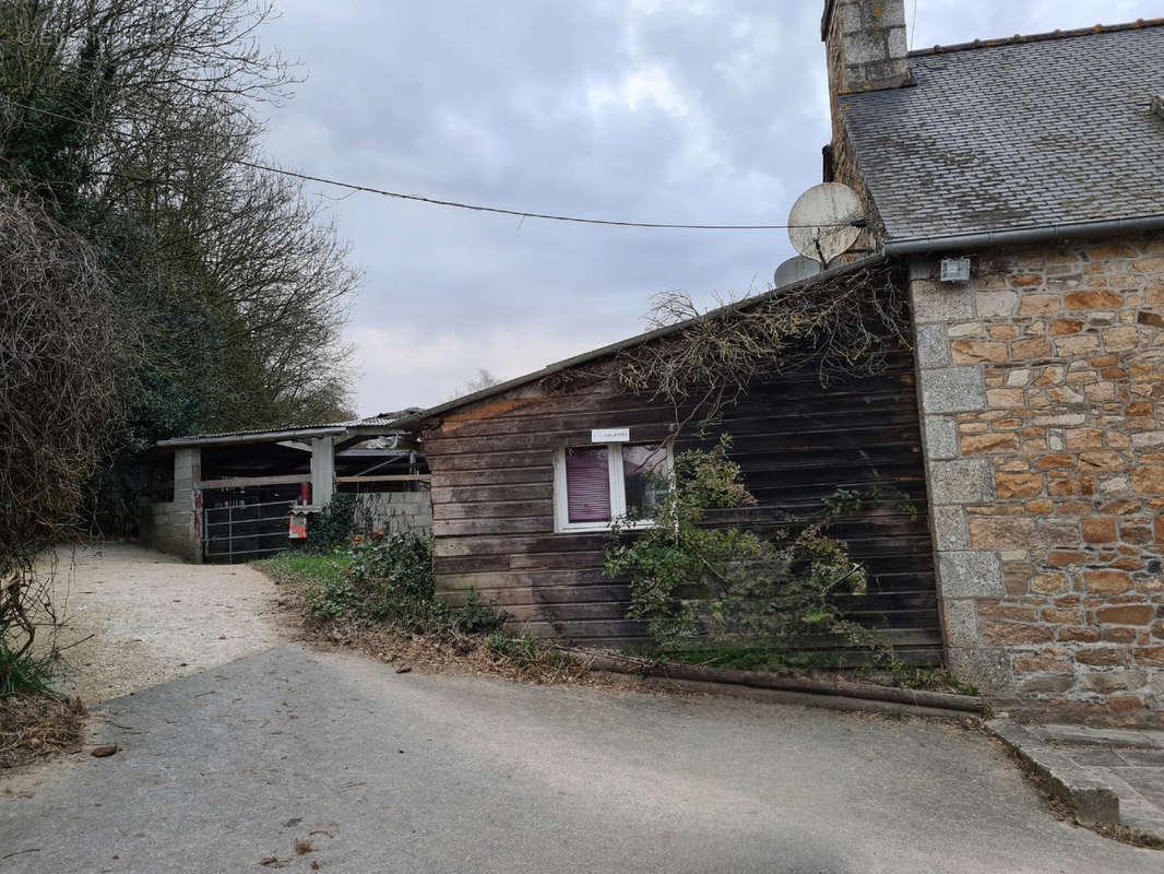 Maison à TREGLAMUS