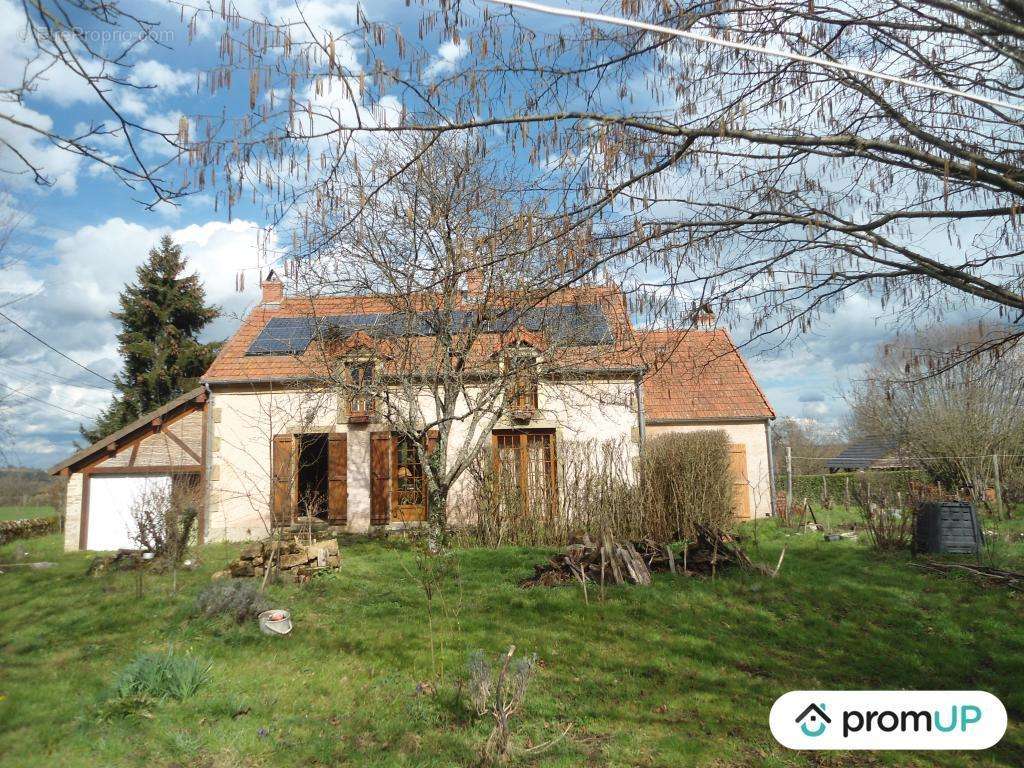 Maison à CHAMPVERT