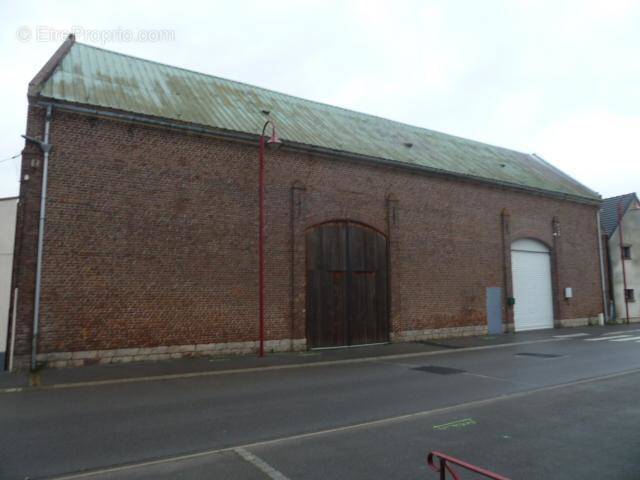 Commerce à PROVILLE