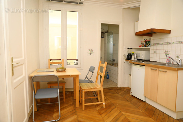 Appartement à PARIS-11E