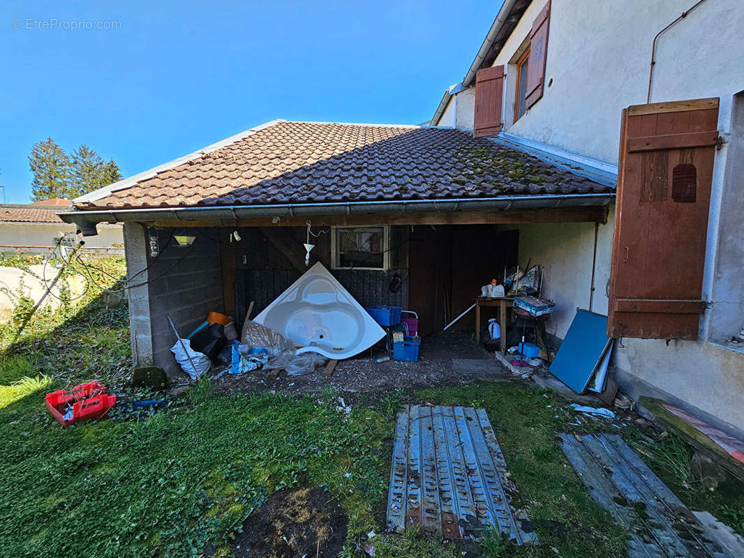 Maison à CHARMES