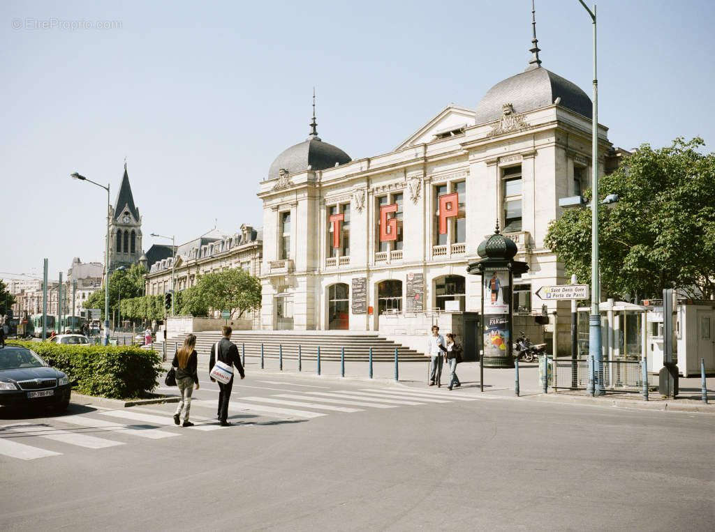 Commerce à SAINT-DENIS