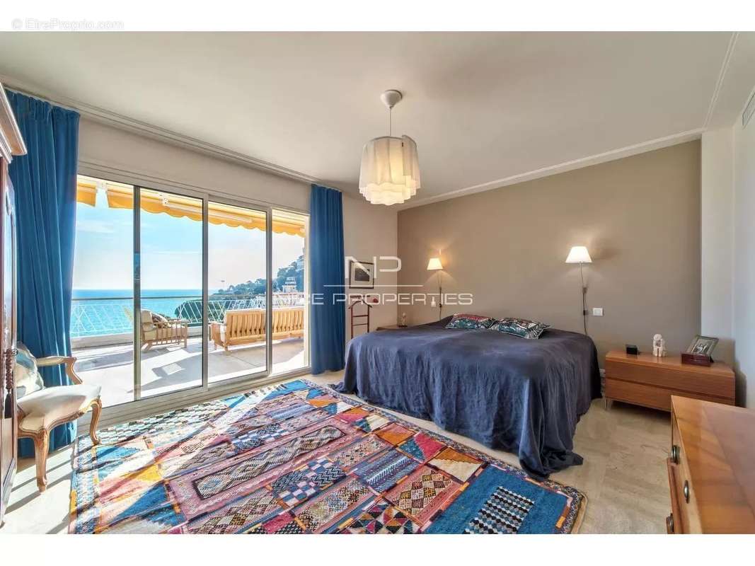 Appartement à ROQUEBRUNE-CAP-MARTIN