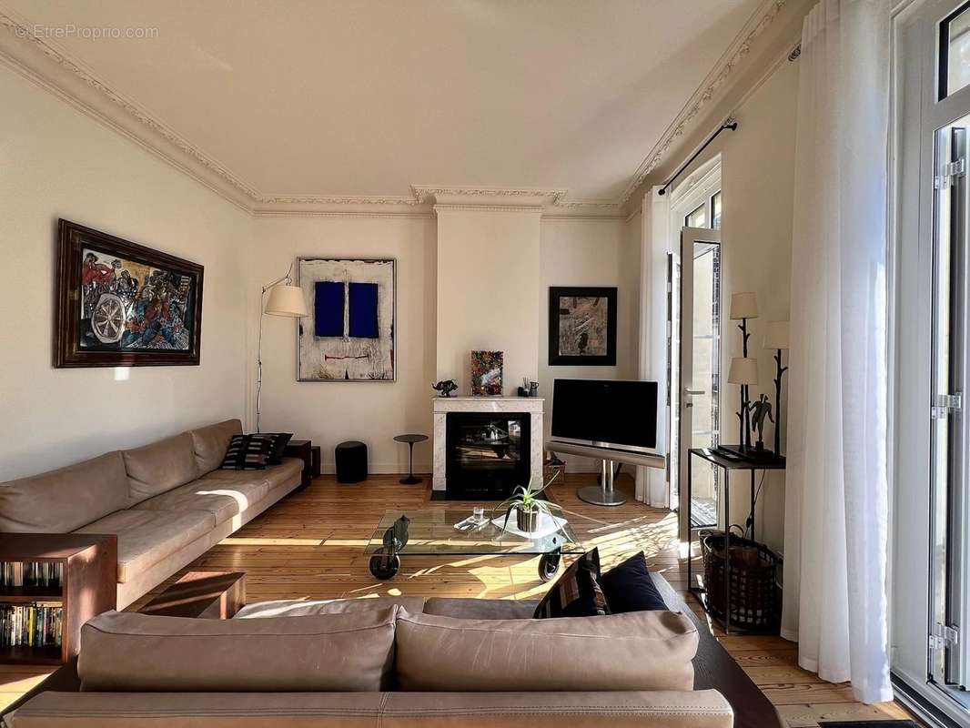 Appartement à BORDEAUX