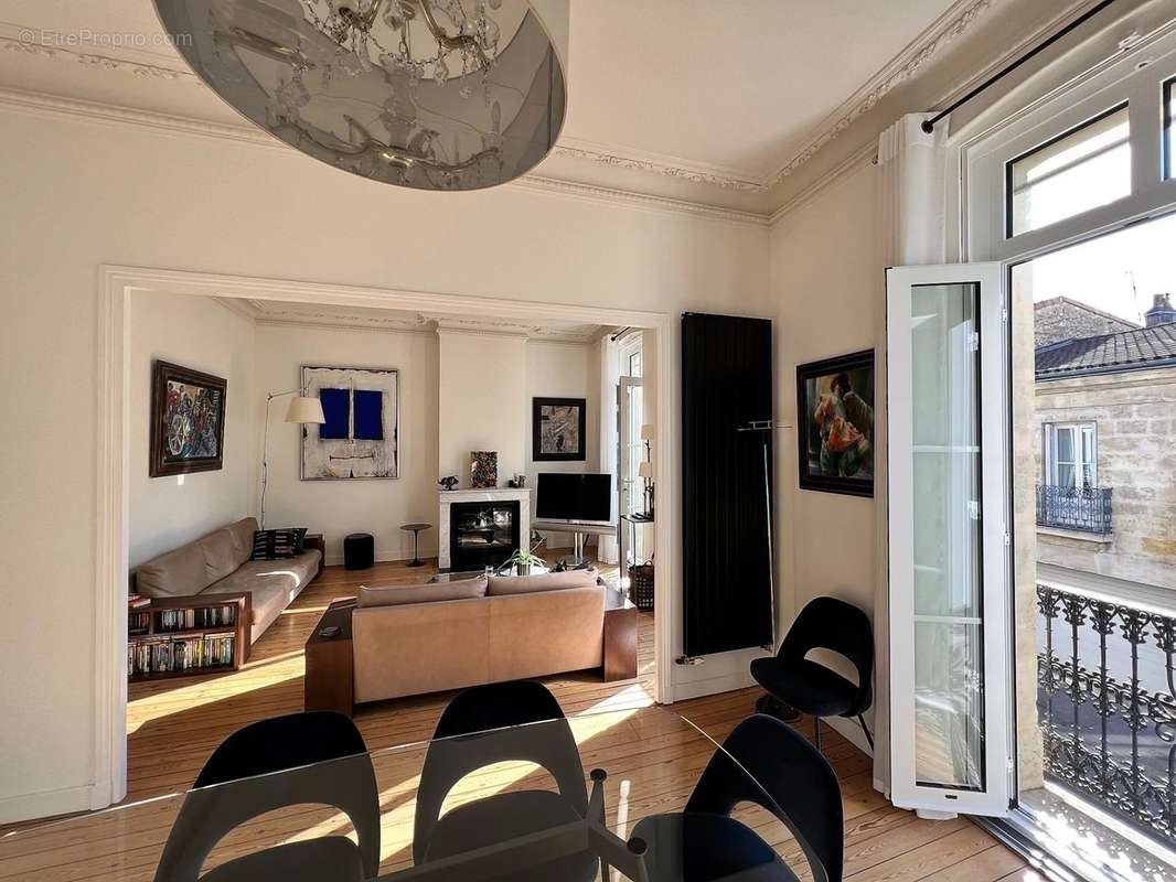 Appartement à BORDEAUX