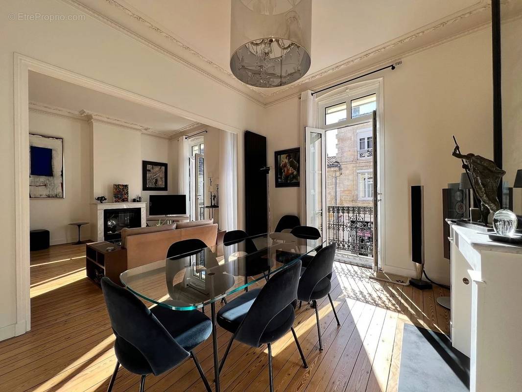 Appartement à BORDEAUX