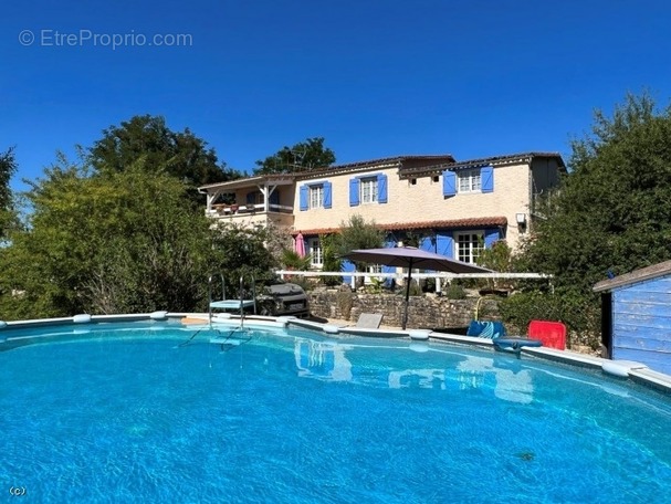 Maison à VERTEUIL-SUR-CHARENTE